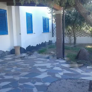  Appartamento Sotto Torre Appartments Italia